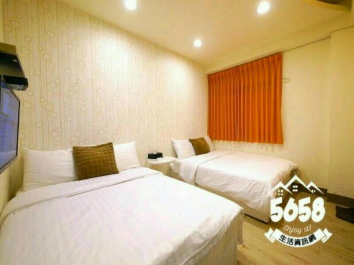 逢甲mickey House Apartment ไถจง ภายนอก รูปภาพ