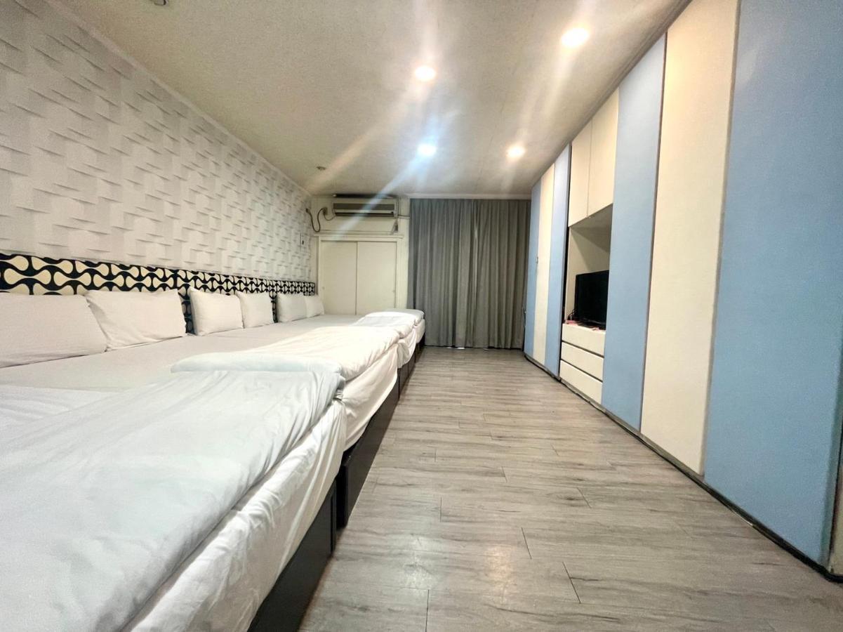 逢甲mickey House Apartment ไถจง ภายนอก รูปภาพ