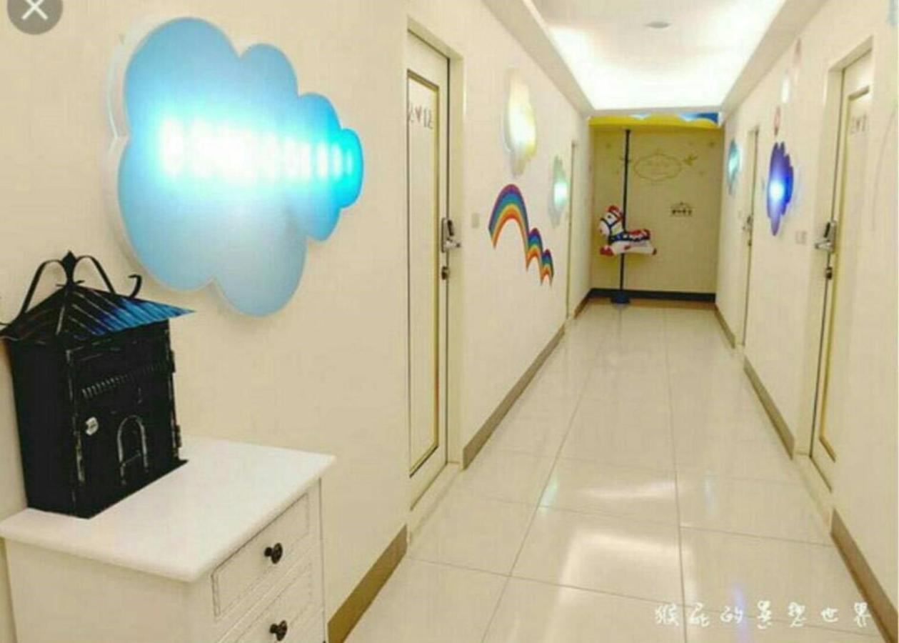 逢甲mickey House Apartment ไถจง ภายนอก รูปภาพ